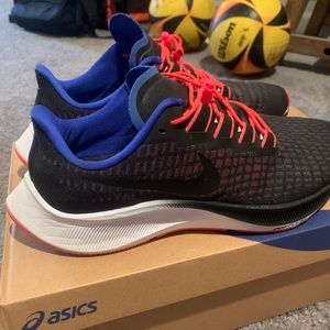 Nike Air Zoom Pegasus 37 Running Shoes Women’s 9.5 - Like New